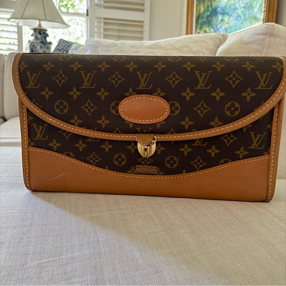 Vintage Louis Vuitton Travel Train Case